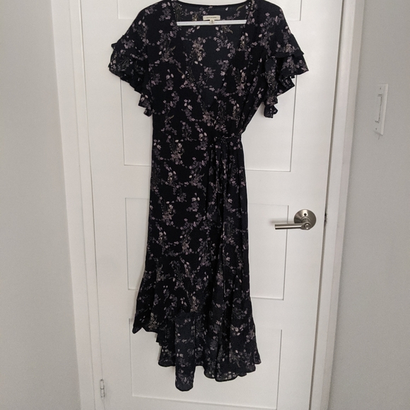 MAX STUDIO Ruffle Crepe High/Low Wrap Midi Dress - Picture 3 of 10